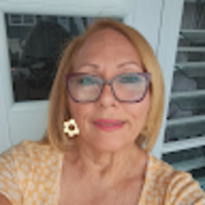 Meet your Posher, Andrea